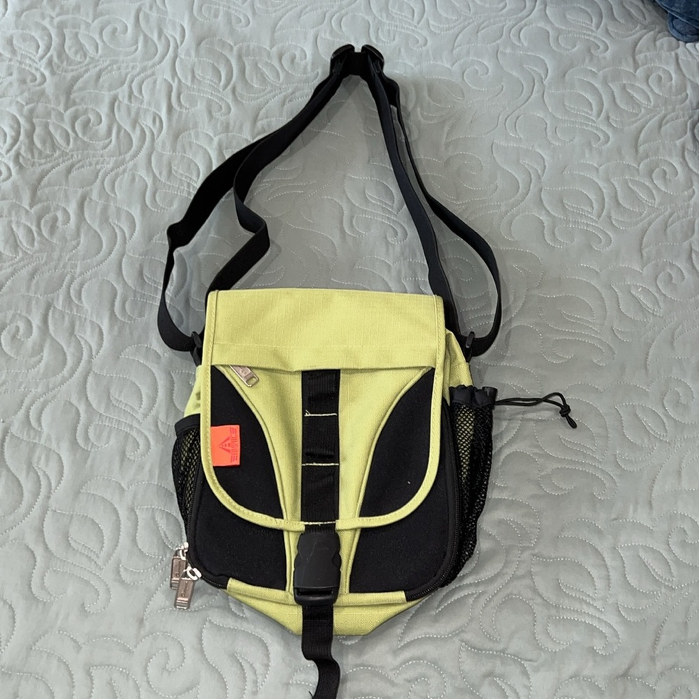 Ampac Messenger Bag